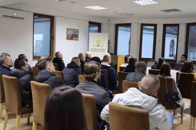 Mladi umreženi za uspjeh: Projekat koji mijenja budućnost